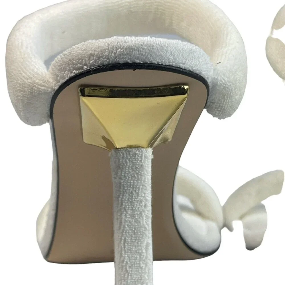 Good American Women Size 9 Heels White Terry GA354T-X NEW Kardashian Gold Accent - Picture 8 of 12